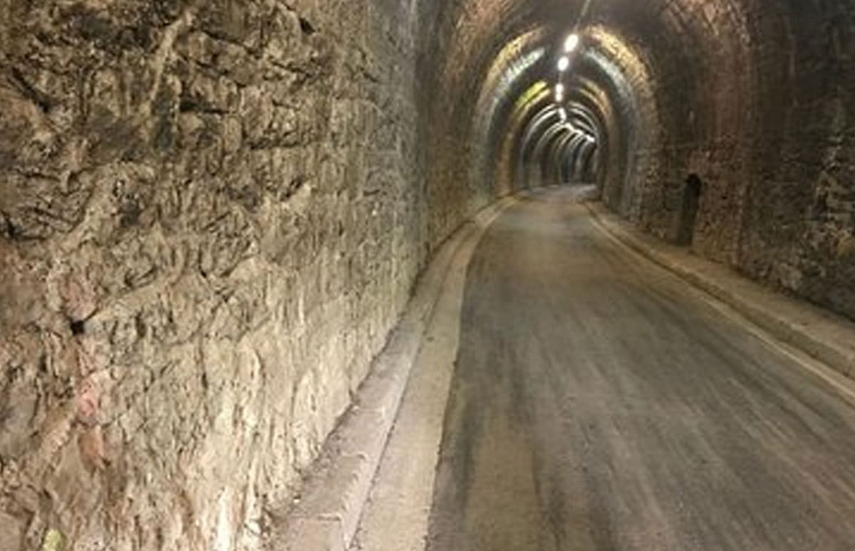Túnel de la senda Cicloturista Oviedo Senda del Oso
